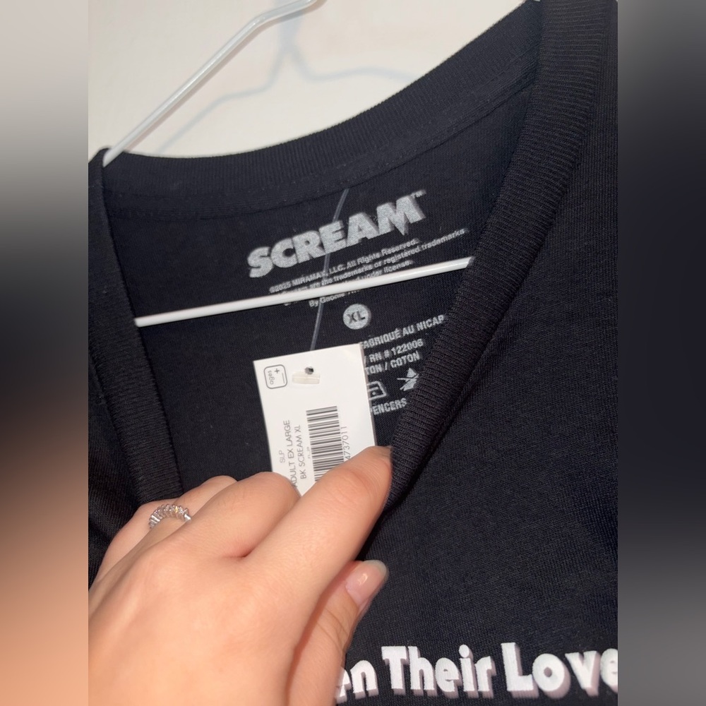 NWT Scream movie Black Graphic T-Shirt - Picture 3 of 4